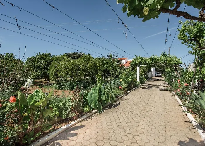 Sao Miguel - Semesterbostad *