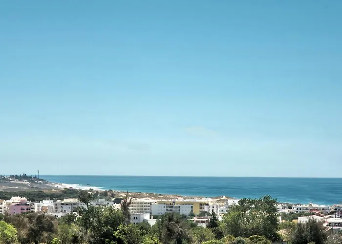 Sao Miguel - بيت للعطل Armação de Pêra