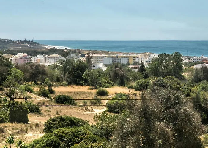 Sao Miguel - بيت للعطل Armação de Pêra